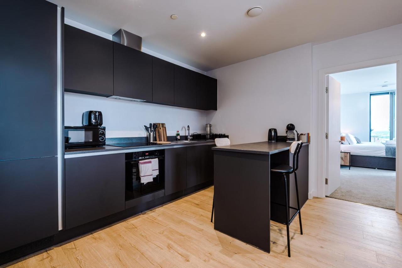 Hilltop Serviced Apartments - Deansgate Манчестер Екстер'єр фото